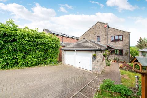 4 bedroom detached house for sale, Vivien House, Spencer Street, Skelmanthorpe, HD8