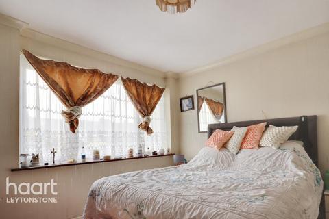 3 bedroom terraced house for sale, Forest Road, Leytonstone