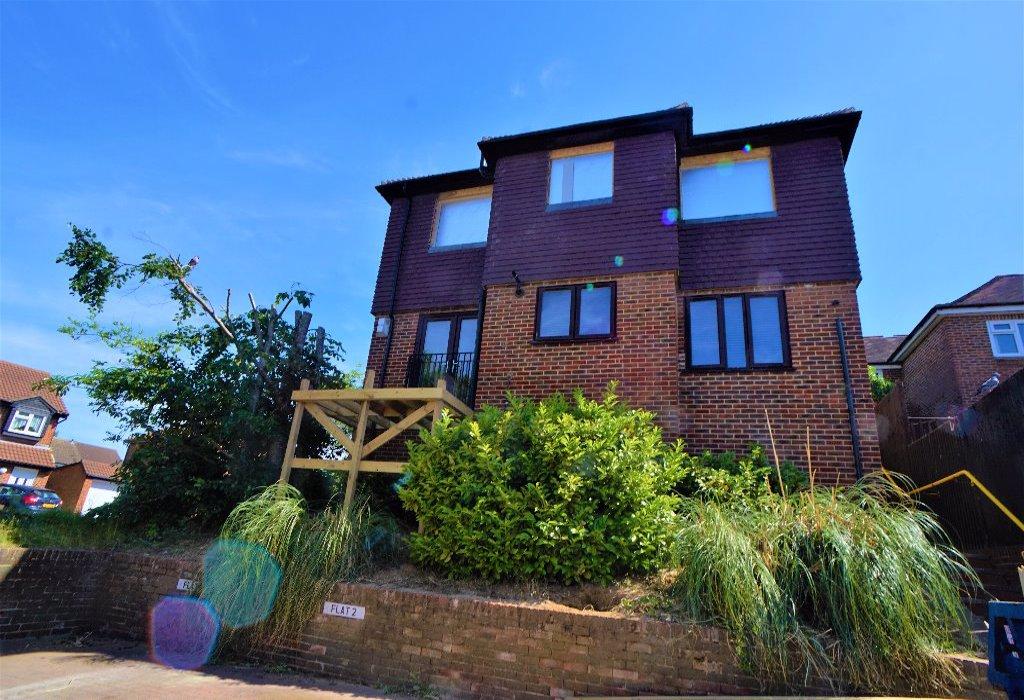 Deneholm, Hunt Road, Northfleet, Gravesend, Kent 2 bed apartment to