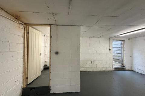 Warehouse to rent, Colwick Industrial Estate, Private Road 4, Northolt, NG4