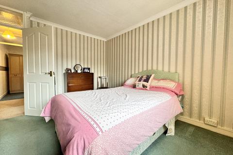16 Sycamore Close, Aberdare, CF44 8YD