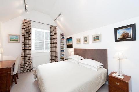 3 bedroom flat to rent, Nottingham Place, Marylebone, London