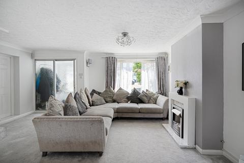 59 Pepper Hill, Northfleet, Gravesend, DA11 8EN