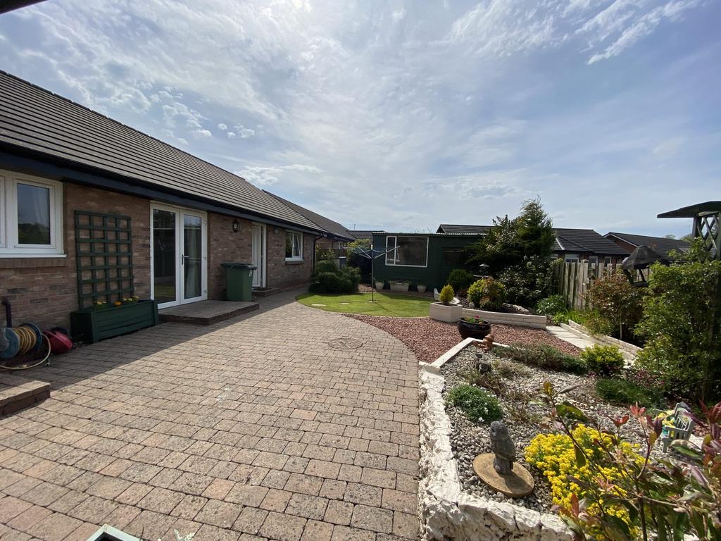 19 Woodlands Drive, Lochmaben, DG11 1 SR   Braidwoo