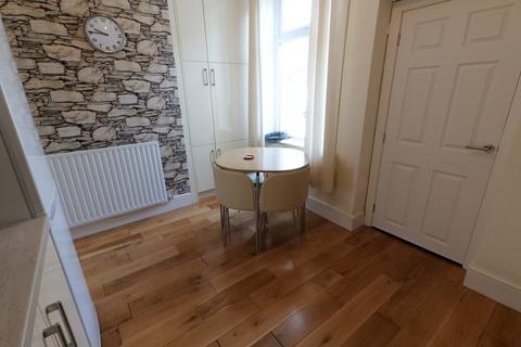 5 Cornmill Terrace, Barnoldswick, BB18 5EL