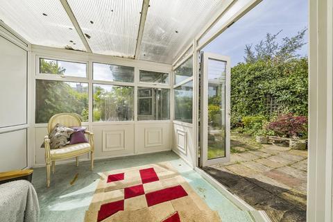 12 Mapleton Close, Bromley, BR2 9DU