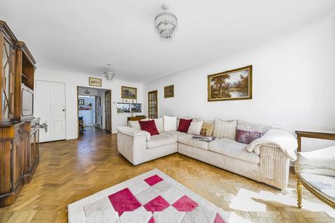 12 Mapleton Close, Bromley, BR2 9DU