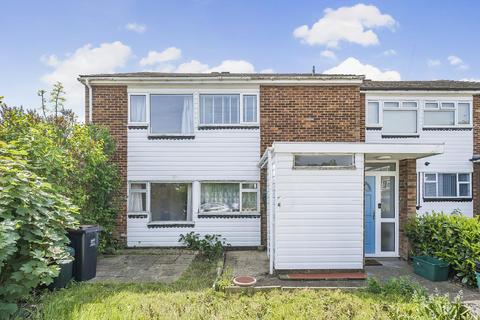 12 Mapleton Close, Bromley, BR2 9DU