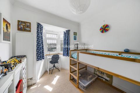 3 Bethune Avenue, London, N11 3LD
