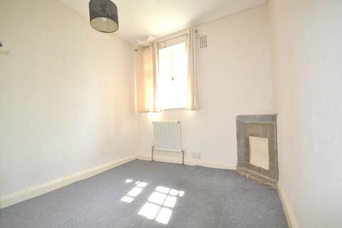 House share to rent, Barn Way, Brent
