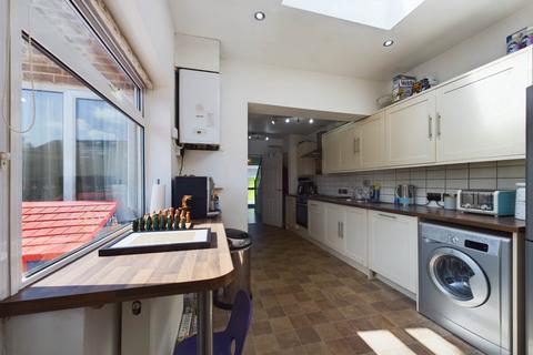 10 Six Acres, Hemel Hempstead, HP3 8HY