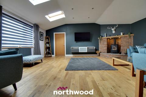 4 bedroom detached house for sale, Kingsmede, Doncaster DN8