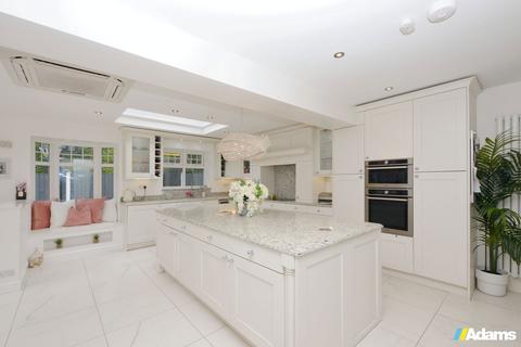 4 bedroom detached house for sale, Bayswater Close, Sandymoor