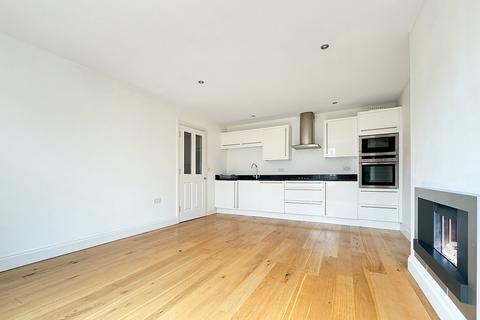 1 bedroom apartment for sale, High Street, Wivenhoe, Colchester, CO7