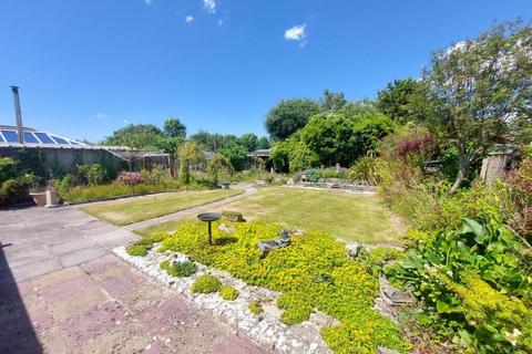 4 bedroom bungalow for sale, Parsonage Road, Berrow, Burnham-on-Sea, TA8