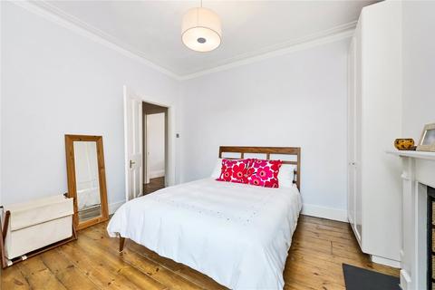 2 bedroom flat for sale, Cloudesdale Road, London, SW17