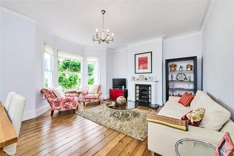 2 bedroom flat for sale, Cloudesdale Road, London, SW17