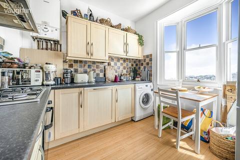 2 bedroom flat to rent, Clifton Terrace, Brighton, East Sussex, BN1