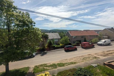 2 bedroom flat to rent, Heol Illtyd, Neath, SA10 7SG