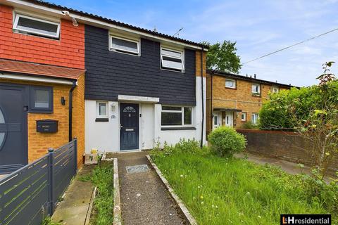 3 bedroom end of terrace house for sale, Grove Road, Borehamwood WD6