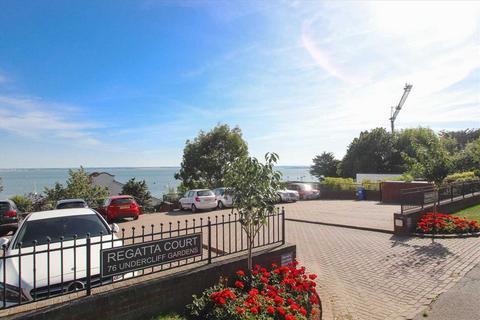 2 bedroom apartment for sale, 76 Undercliff Gardens, Leigh on Sea SS9