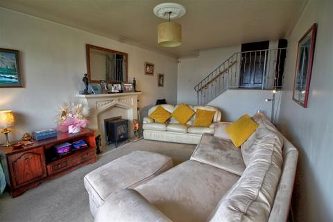 3 bedroom semi-detached house for sale, Brentwood Avenue, Burnley BB11