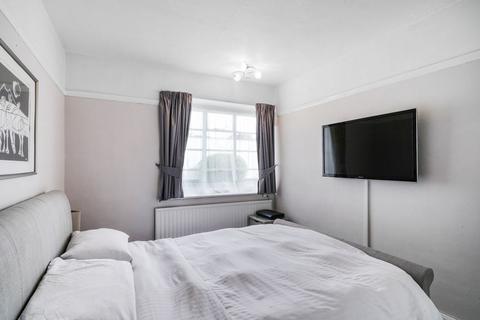 3 bedroom ground floor flat for sale, Capel Gardens, Pinner HA5