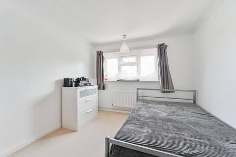 15 Ryder Close, Bromley, BR1 5AH
