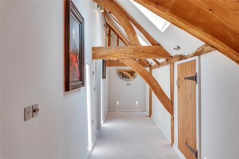 Seven Stars Barn Bath Road, Knowl Hill, Reading, RG10 9UR