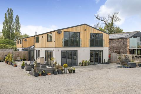 4 bedroom barn conversion for sale, Arkendale Road, Staveley, HG5