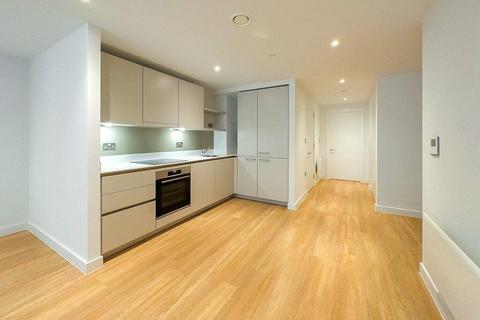2 bedroom flat to rent, Durnsford Road, SW19