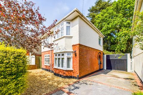 4 bedroom detached house for sale, Fitzmaurice Road, Christchurch, Dorset, BH23