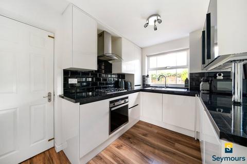 31 Cater Gardens, Guildford, GU3 3BY