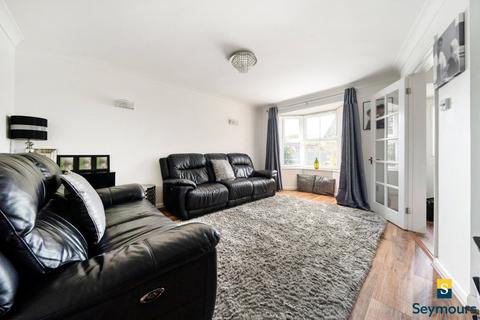 31 Cater Gardens, Guildford, GU3 3BY