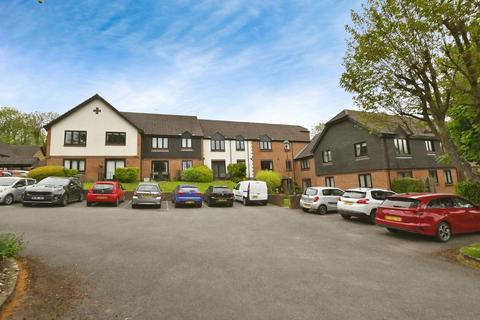 1 bedroom flat for sale, Havant Road, Waterlooville PO8