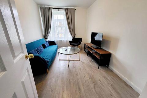 2 bedroom flat to rent, Tyers Street, Vauxhall, London, SE11