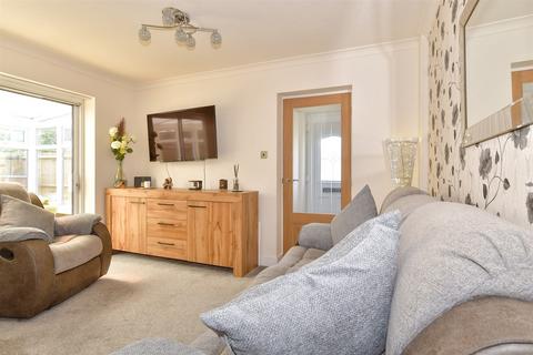 1 bedroom end of terrace house for sale, Glistening Glade, Rainham, Gillingham, Kent