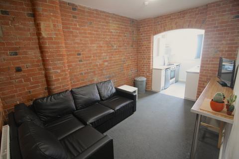 1 bedroom house to rent, Lower Brown Street, Leicester LE1