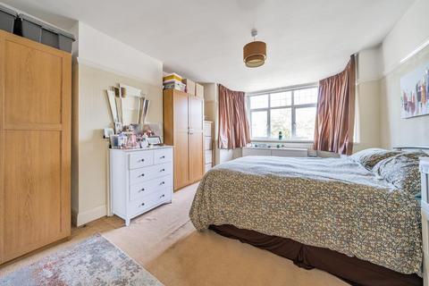 60 Ravenswood Avenue, West Wickham, BR4 0PW