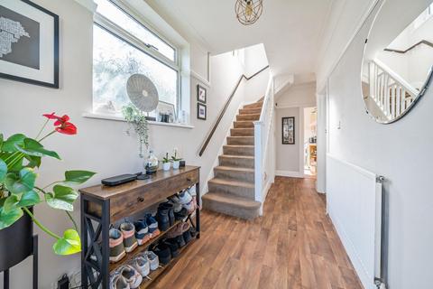 60 Ravenswood Avenue, West Wickham, BR4 0PW