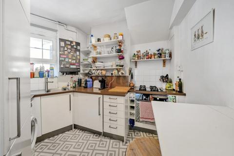 3 bedroom flat for sale, New Park Road, Brixton