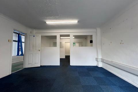 Industrial unit to rent, Kingsland Grange, Warrington WA1