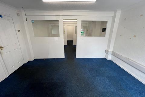 Industrial unit to rent, Kingsland Grange, Warrington WA1