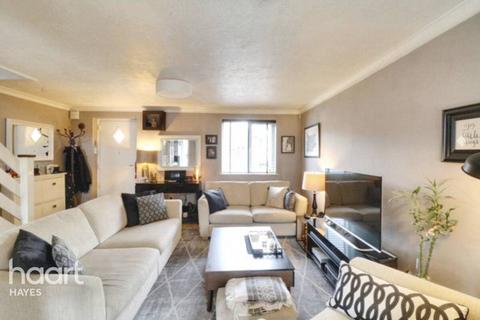 8 Willenhall Drive, Hayes, UB3 2UT