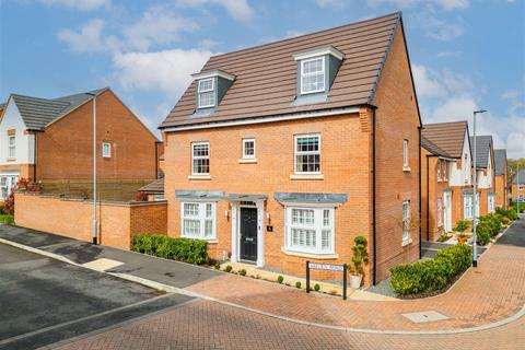 4 bedroom detached house for sale, Neptune Way, Mansfield, Nottinghamshire, NG18 6AT