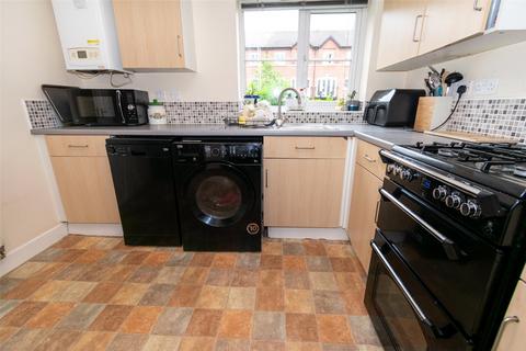 2 bedroom apartment for sale, Harbutts Court, Middlewich