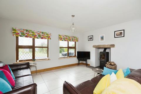 5 bedroom detached house for sale, Belfast Road, Ballynahinch BT24