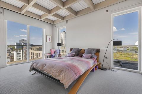 1 bedroom penthouse for sale, Central Street, London, EC1V