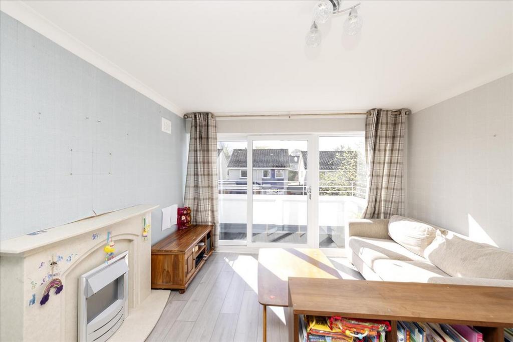 24 Flat 9 Avon Road, Cramond... 3 bed flat for sale £260,000