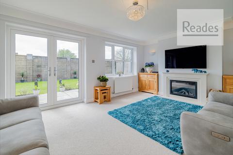 3 bedroom detached house for sale, West Court, Buckley CH7 2